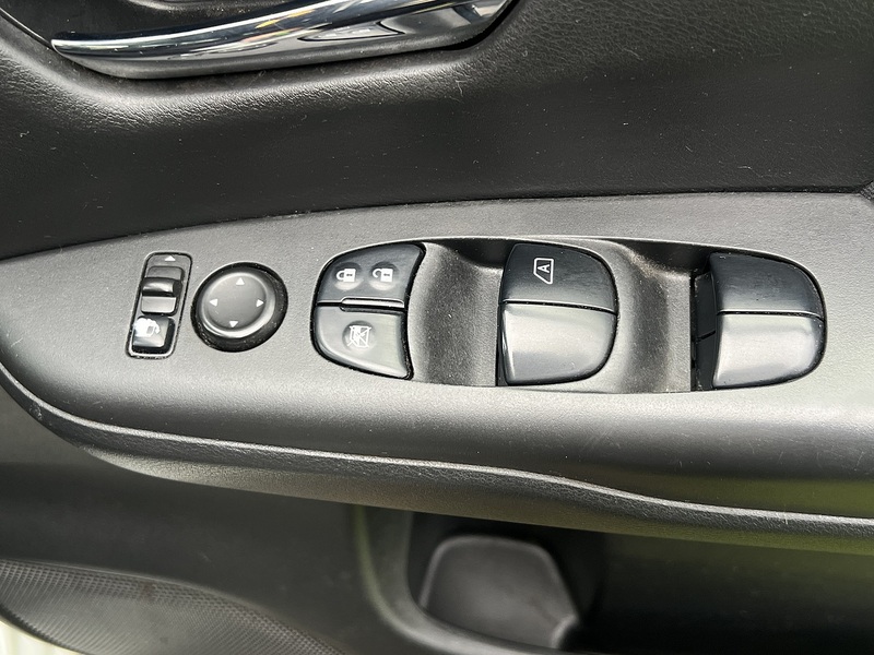 Nissan Serena Highway Star V - U11434