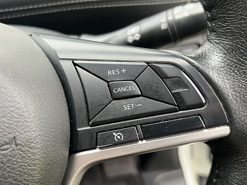 Nissan Serena Highway Star V - U11434