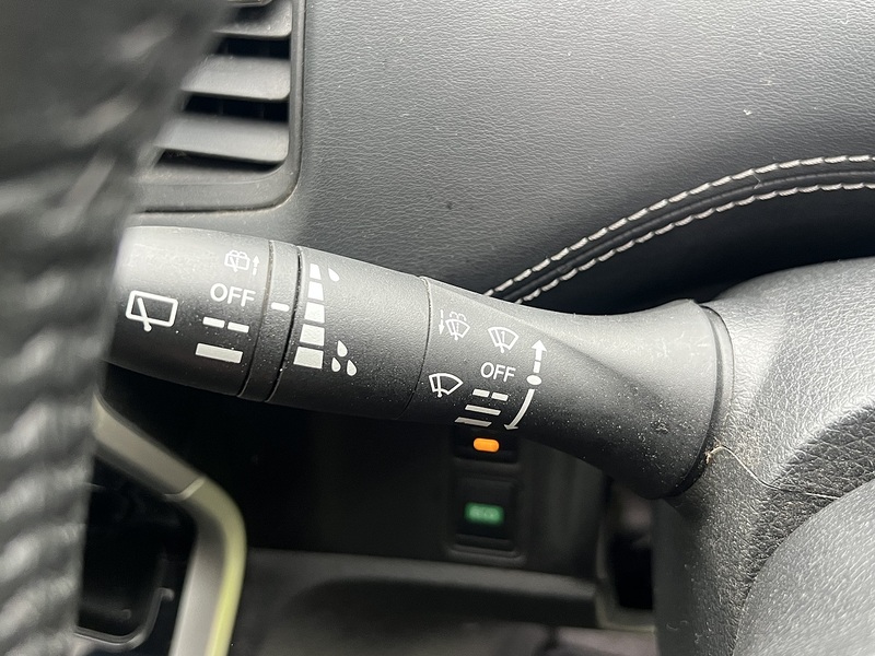 Nissan Serena Highway Star V - U11434