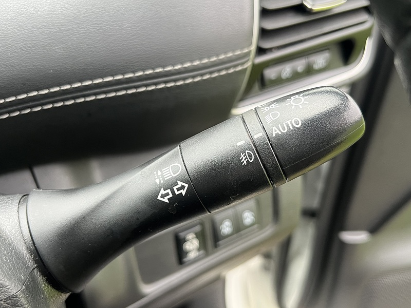 Nissan Serena Highway Star V - U11434