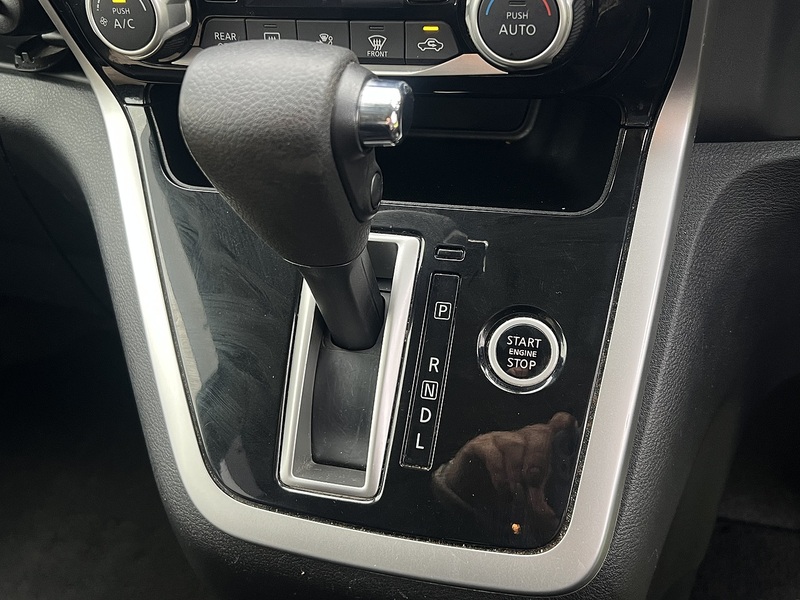 Nissan Serena Highway Star V - U11434