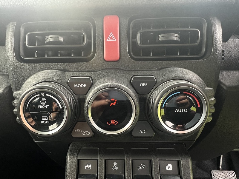 Suzuki Jimny 3 CYLINDER TURBO-CHARGED KEI EDITION - U11436