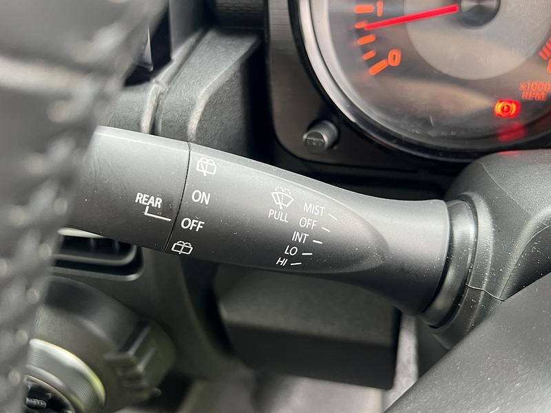 Suzuki Jimny Sz4 - U11437