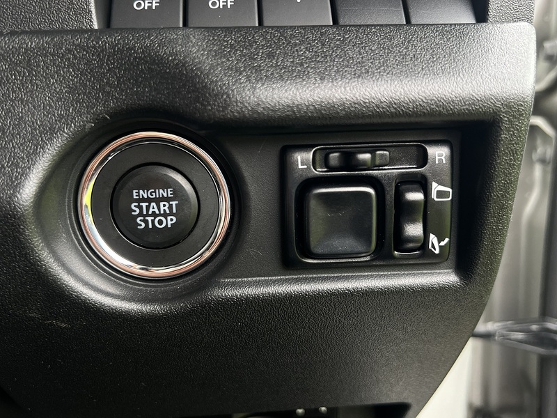 Suzuki Jimny Sz4 - U11437