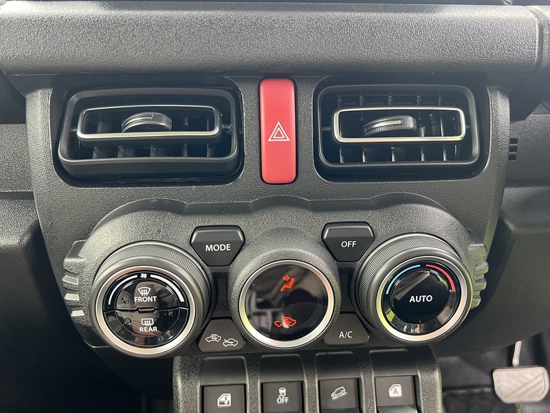 Suzuki Jimny Sz4 - U11437