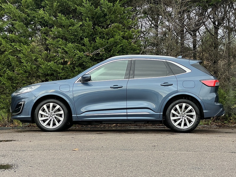 Ford Kuga Duratec Vignale - U11444