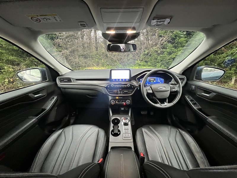 Ford Kuga Duratec Vignale - U11444