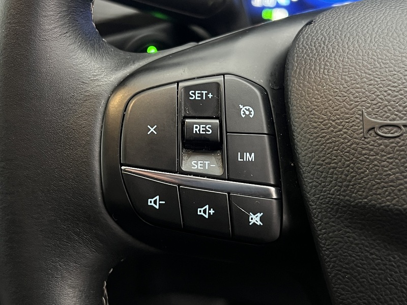 Ford Kuga Duratec Vignale - U11444