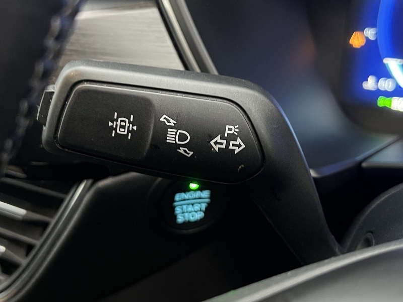 Ford Kuga Duratec Vignale - U11444