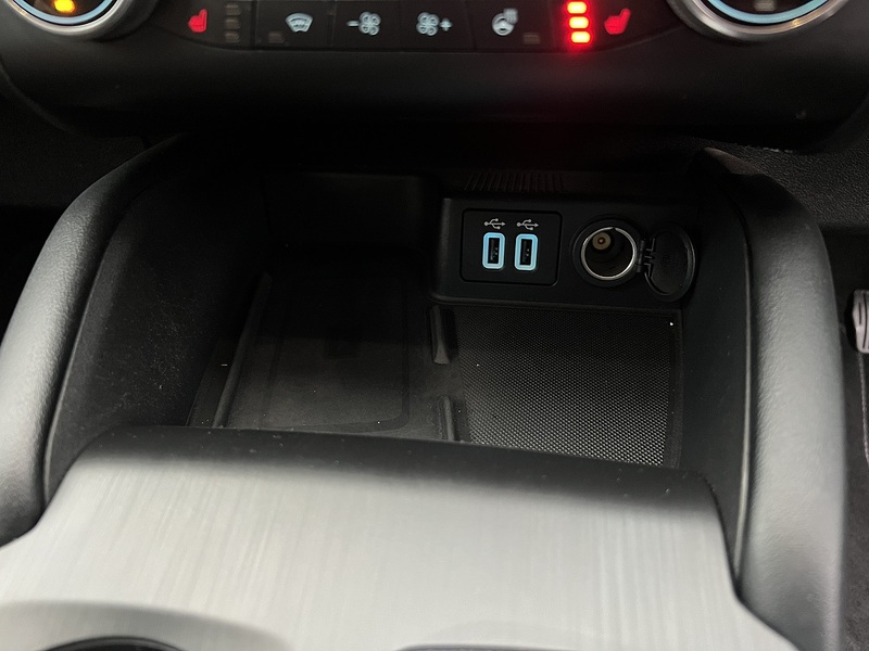 Ford Kuga Duratec Vignale - U11444