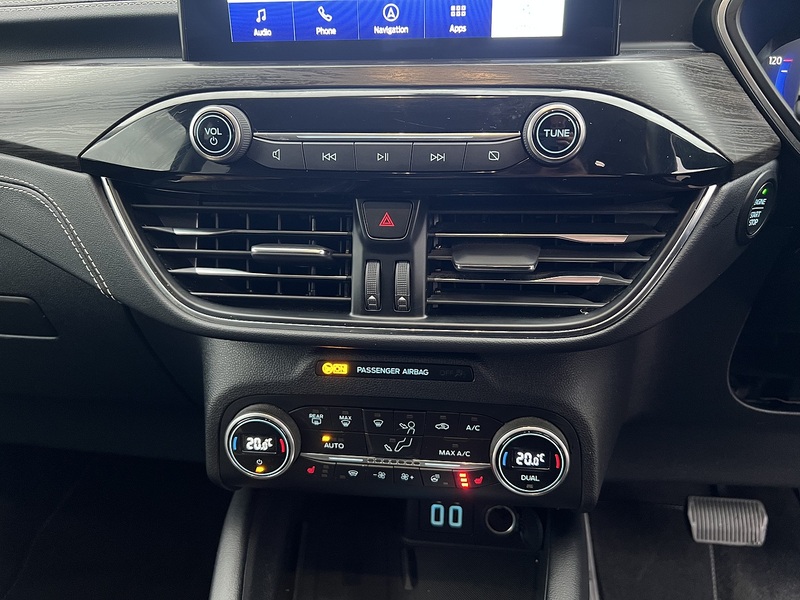 Ford Kuga Duratec Vignale - U11444