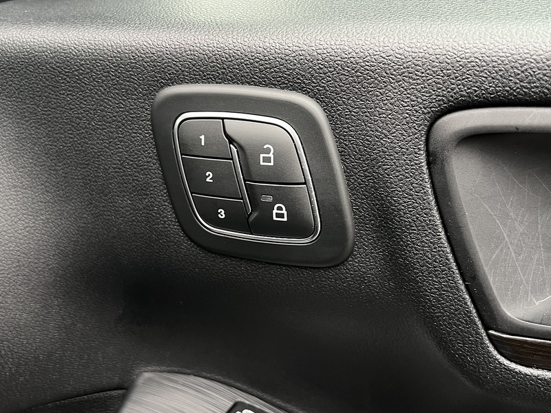 Ford Kuga Duratec Vignale - U11444