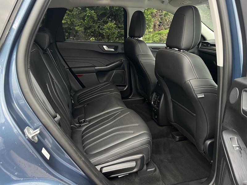 Ford Kuga Duratec Vignale - U11444