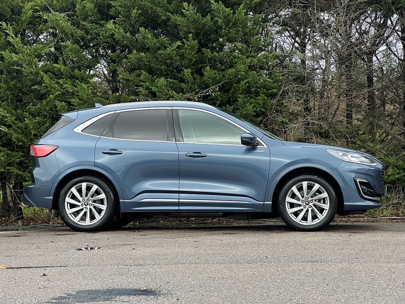 Ford Kuga Duratec Vignale - U11444