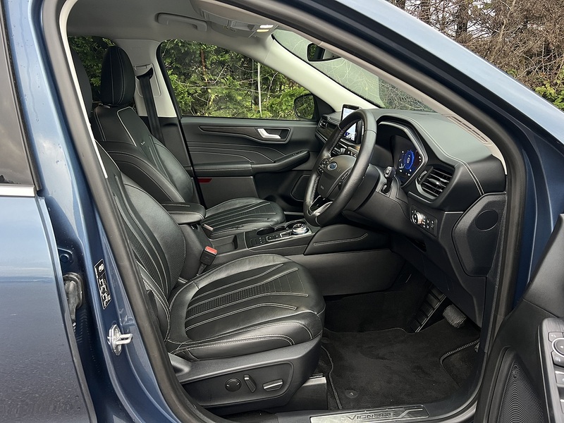 Ford Kuga Duratec Vignale - U11444