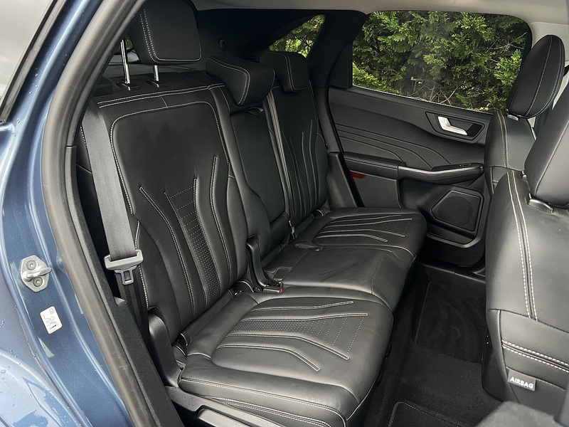 Ford Kuga Duratec Vignale - U11444