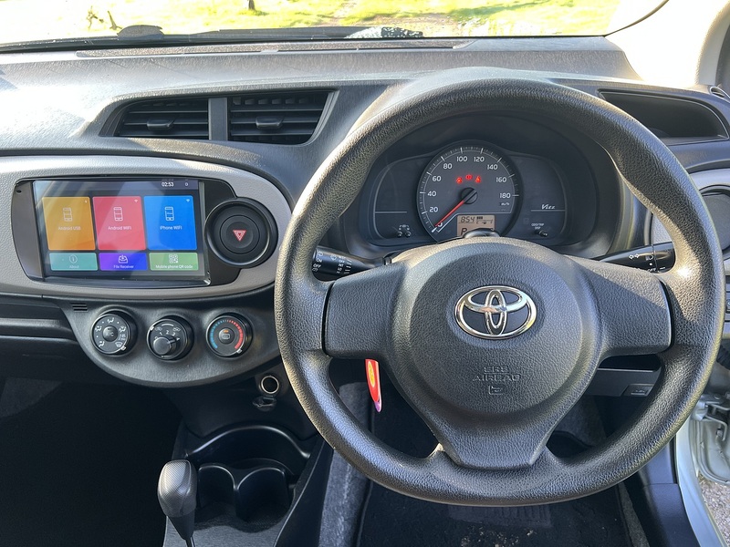 Toyota Vitz  - U11445