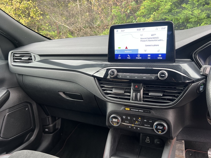 Ford Kuga EcoBoost Duratec ST-Line - U11446