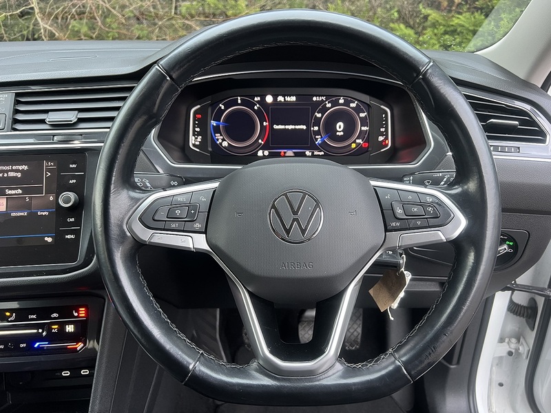 Volkswagen Tiguan Allspace TDI Life - U11447