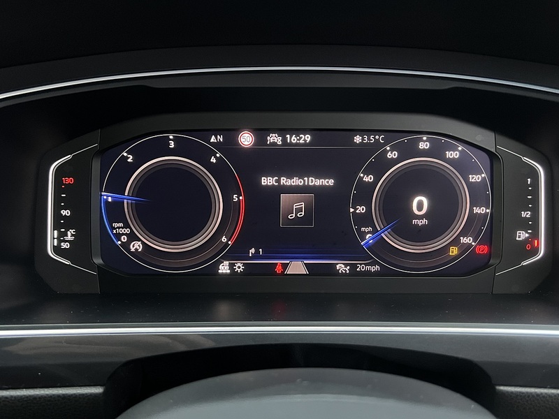 Volkswagen Tiguan Allspace TDI Life - U11447