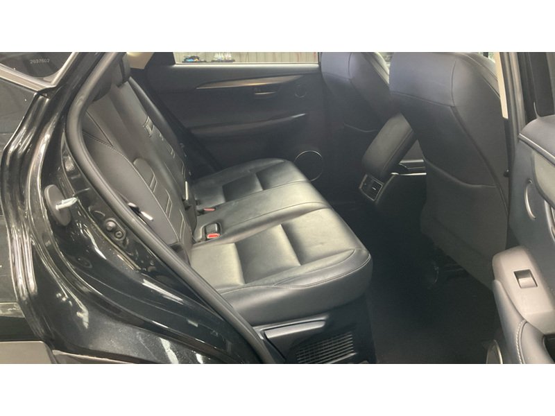 Lexus NX 300h Luxury - U11448