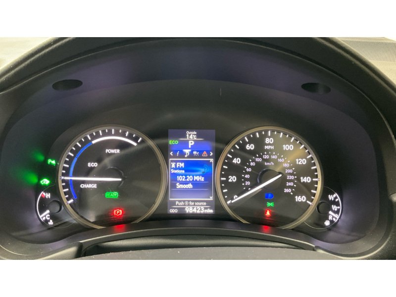 Lexus NX 300h Luxury - U11448