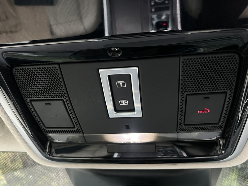 Land Rover Range Rover Sport SD V6 HSE - U11449