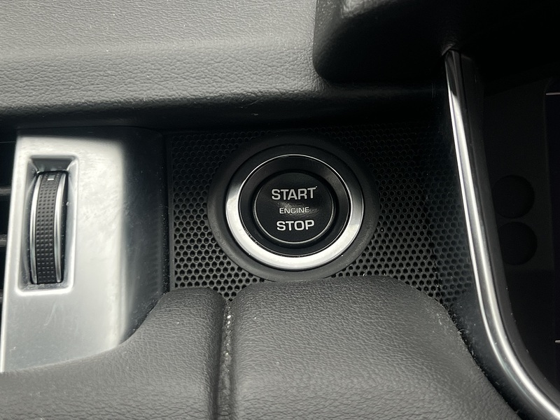 Land Rover Range Rover Sport P400e HSE - U11450