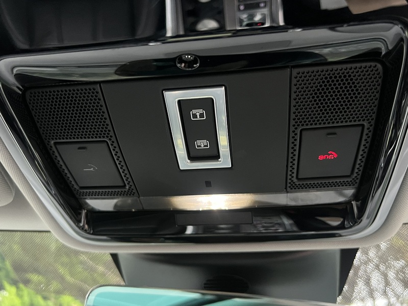 Land Rover Range Rover Sport P400e HSE - U11450