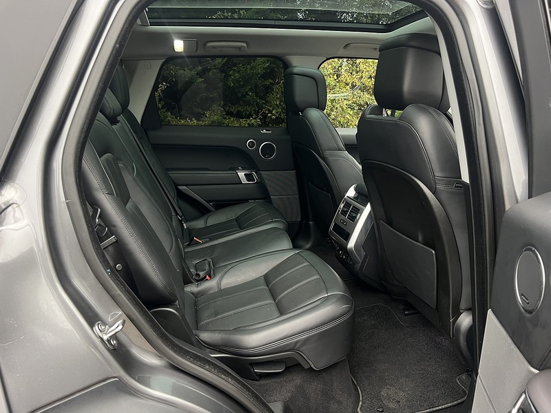 Land Rover Range Rover Sport P400e HSE - U11450