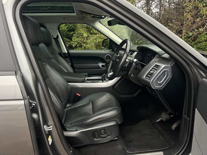 Land Rover Range Rover Sport P400e HSE - U11450