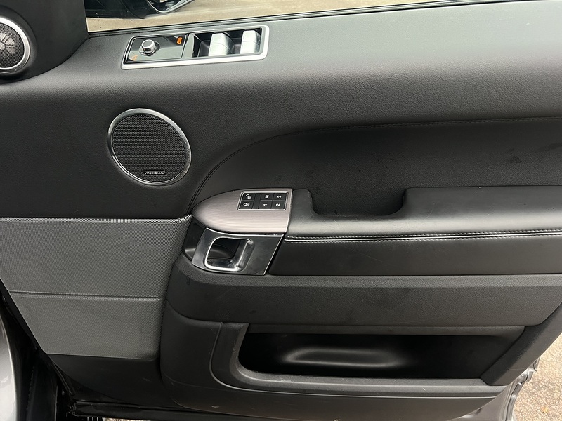 Land Rover Range Rover Sport P400e HSE - U11450