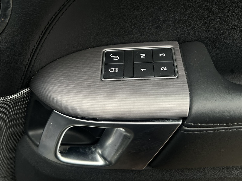 Land Rover Range Rover Sport P400e HSE - U11450