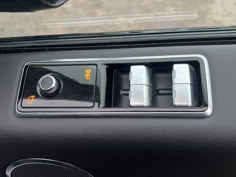 Land Rover Range Rover Sport P400e HSE - U11450