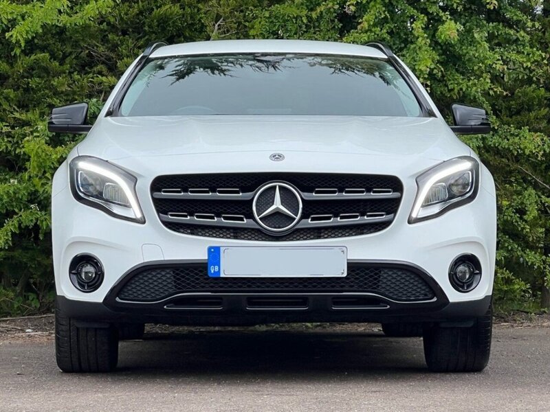 Mercedes-Benz GLA GLA180 Urban Edition - U11451