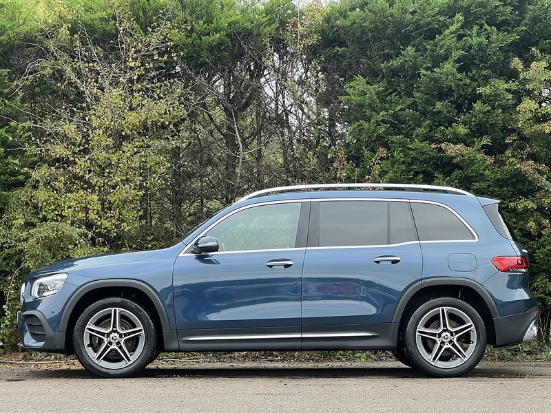 Mercedes-Benz GLB GLB220d AMG Line - U11452