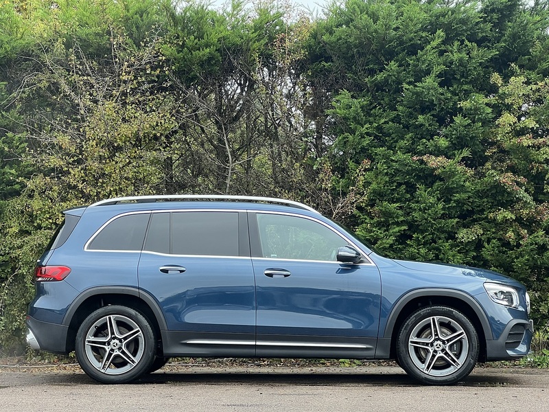 Mercedes-Benz GLB GLB220d AMG Line - U11452