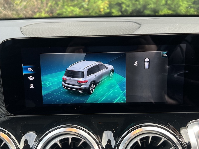 Mercedes-Benz GLB GLB220d AMG Line - U11452