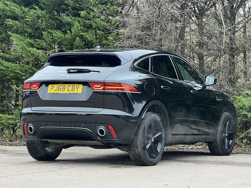 Jaguar E-PACE D150 R-Dynamic S - U11453