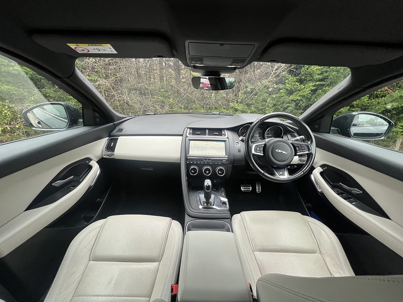 Jaguar E-PACE D150 R-Dynamic S - U11453