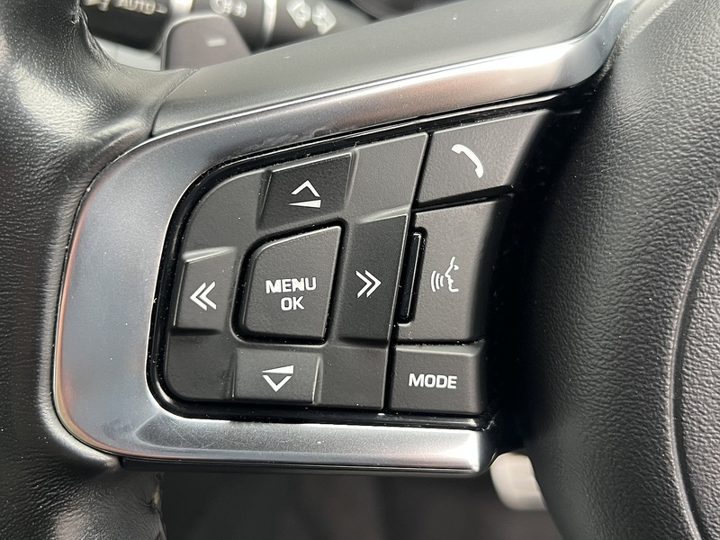 Jaguar E-PACE D150 R-Dynamic S - U11453