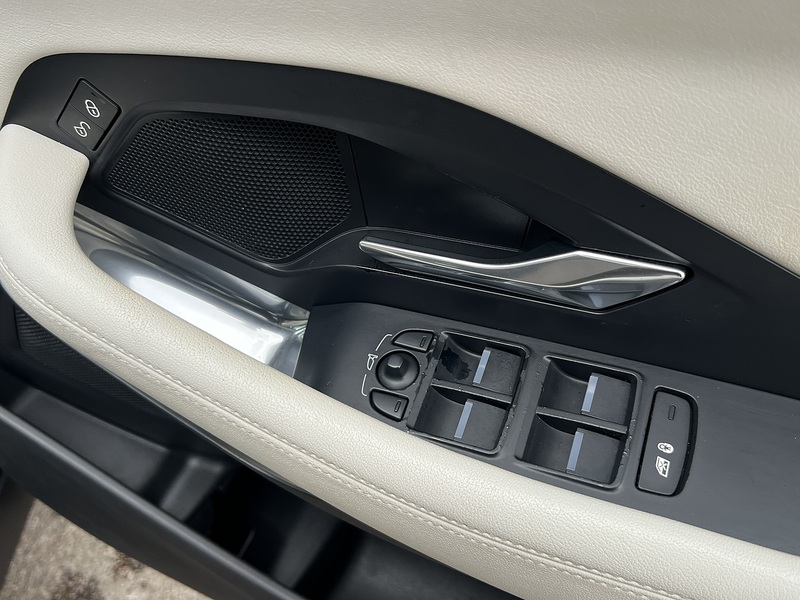 Jaguar E-PACE D150 R-Dynamic S - U11453