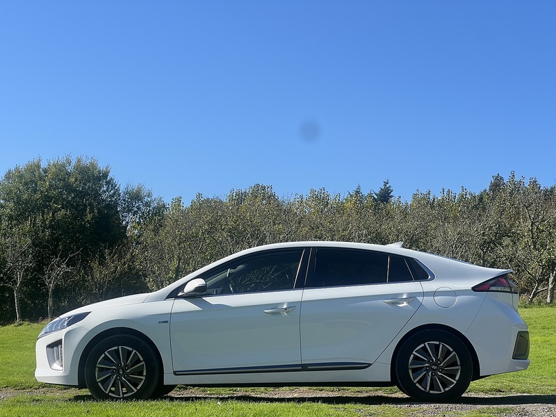 Hyundai IONIQ Premium - U11455