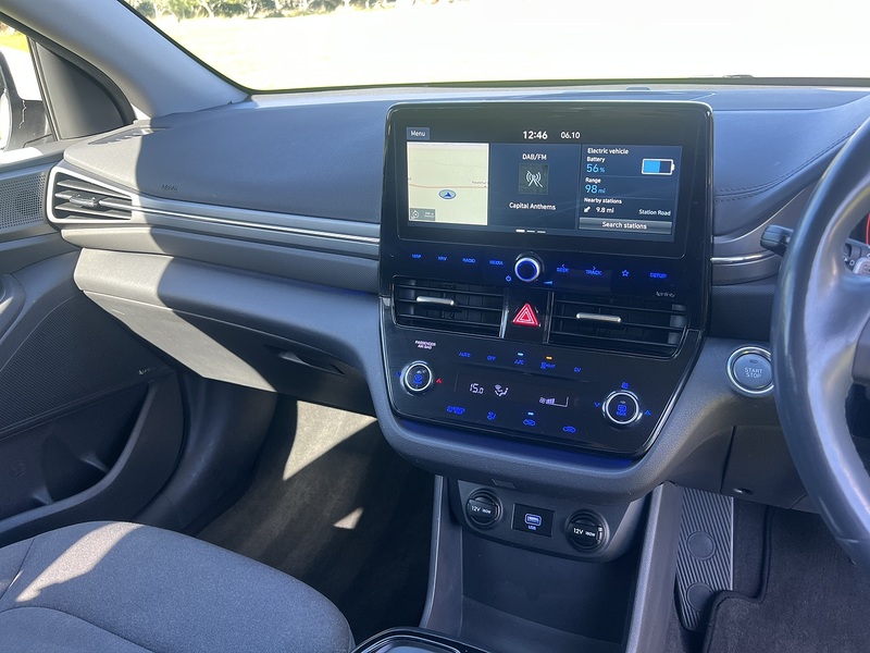 Hyundai IONIQ Premium - U11455