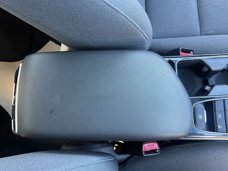 Hyundai IONIQ Premium - U11455