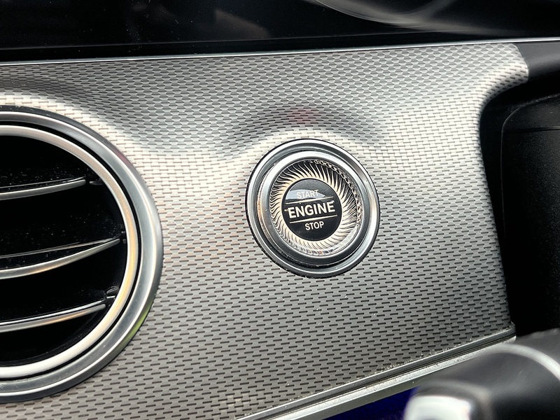 Mercedes-Benz E Class E200d SE - U11457