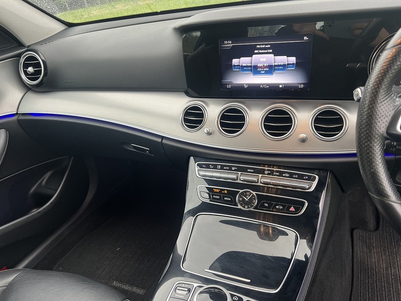 Mercedes-Benz E Class E200d SE - U11457