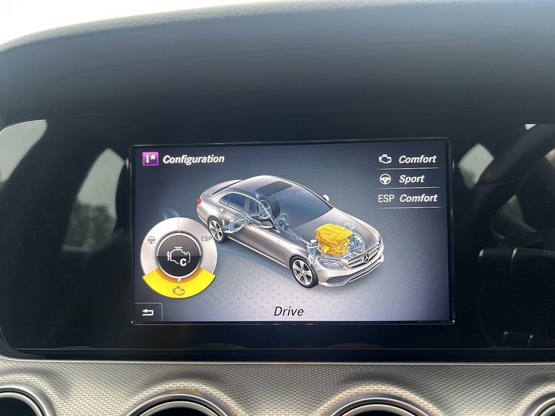 Mercedes-Benz E Class E200d SE - U11457