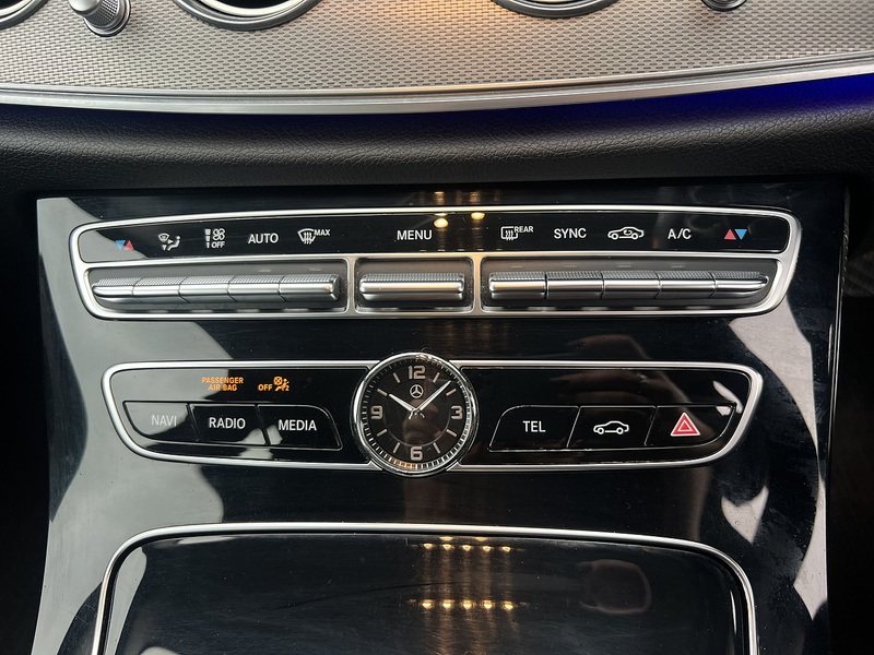 Mercedes-Benz E Class E200d SE - U11457