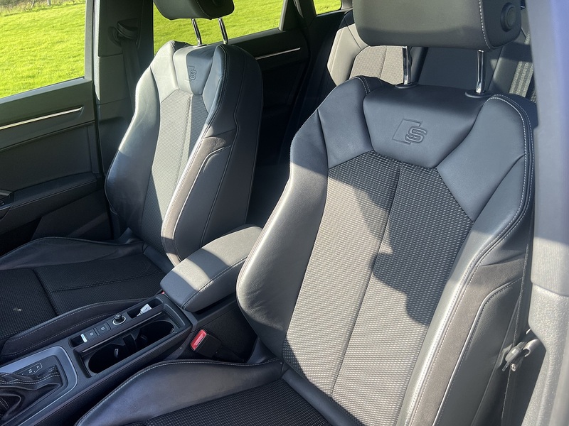 Audi Q3 TDI S line - U11460